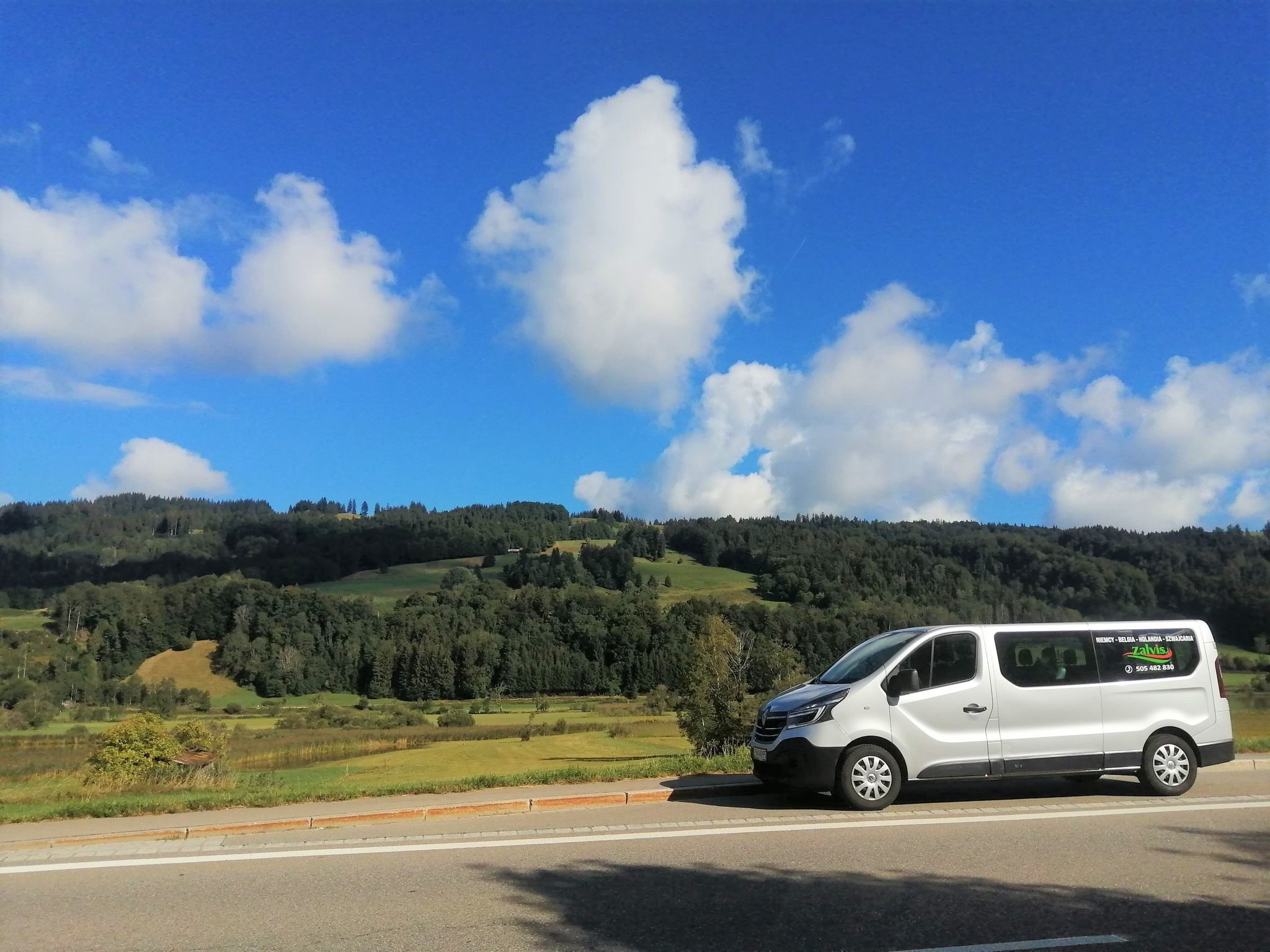 Busy-Z-ADRESU-POD-ADRES-do-Niemiec-Holandii-Szwajcarii-Belgii