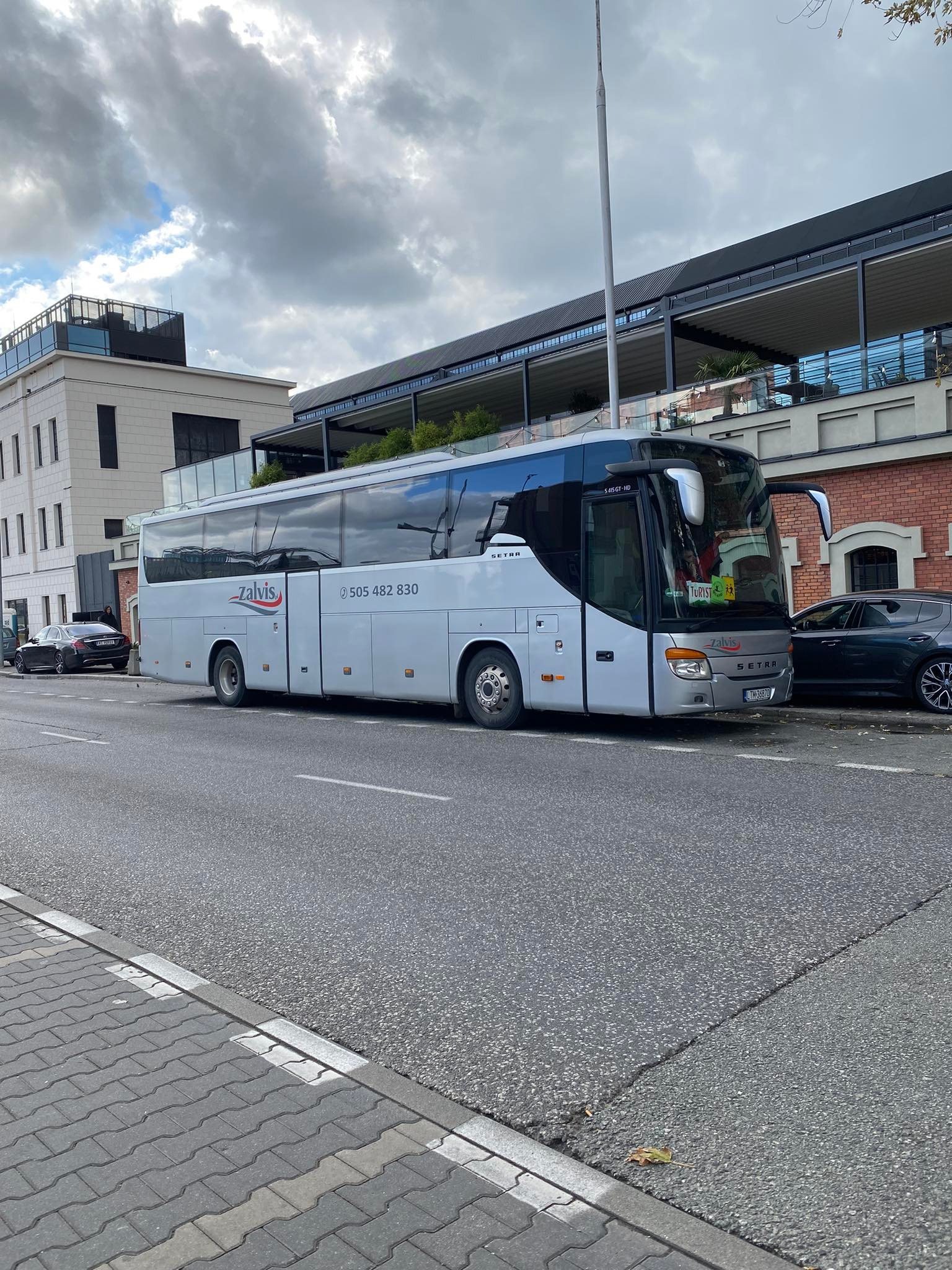 Zalvis-Busy-do-Niemiec-busy-do-holandii-polska-niemcy-holandia-szwajcaria-Busy-polska-niemcy