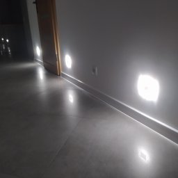 Montaż oświetlenia LED