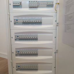 SimSpecElectro Szymon Niemiec - Solidna Modernizacja Instalacji Elektrycznej Myślenice
