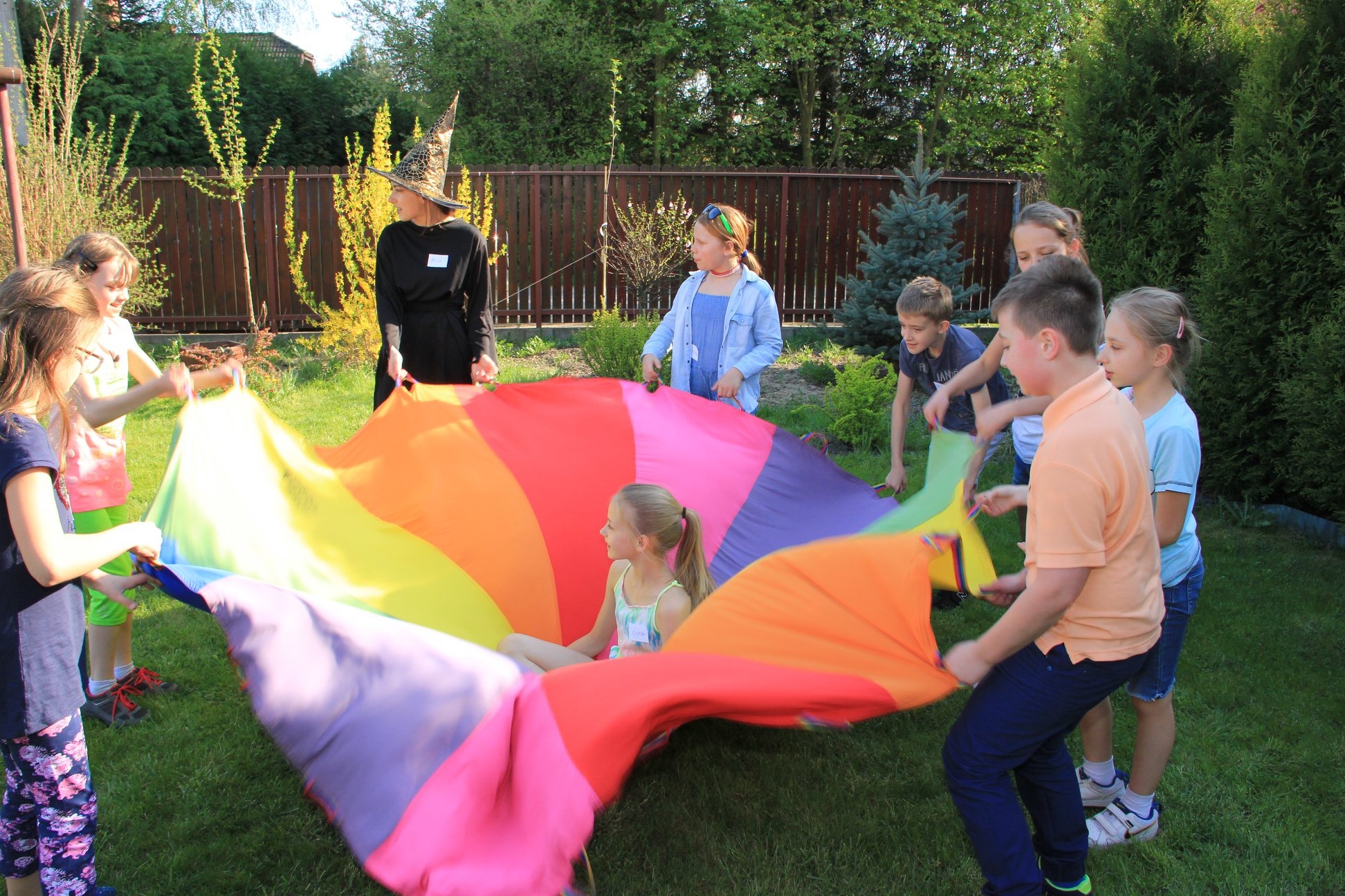 Zabawy z chustą animacyjną