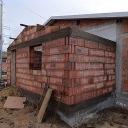 Murowanie ścian nośnych, wykonanie wieńców, murowanie szczytów