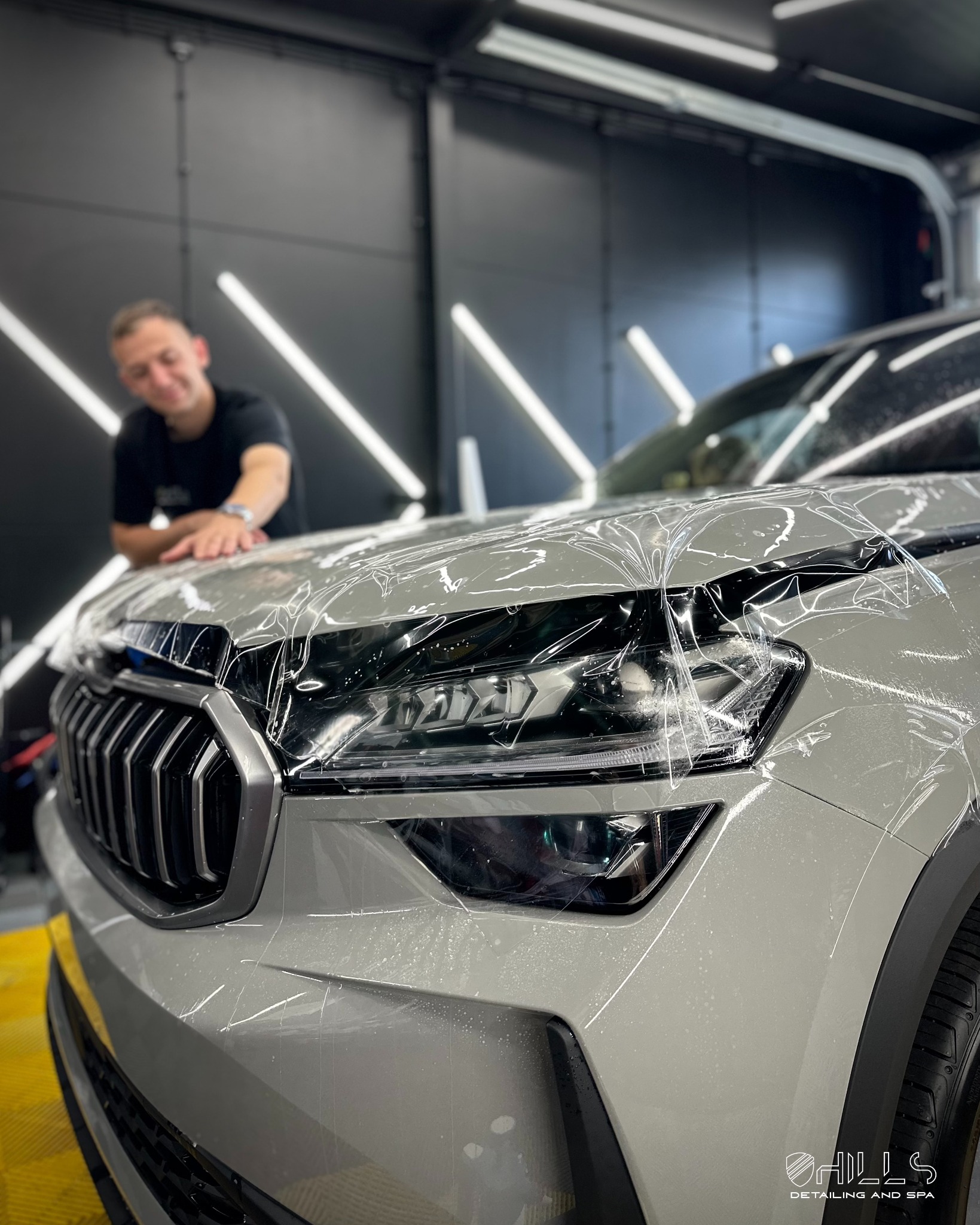 Skoda zabezpieczenie folią