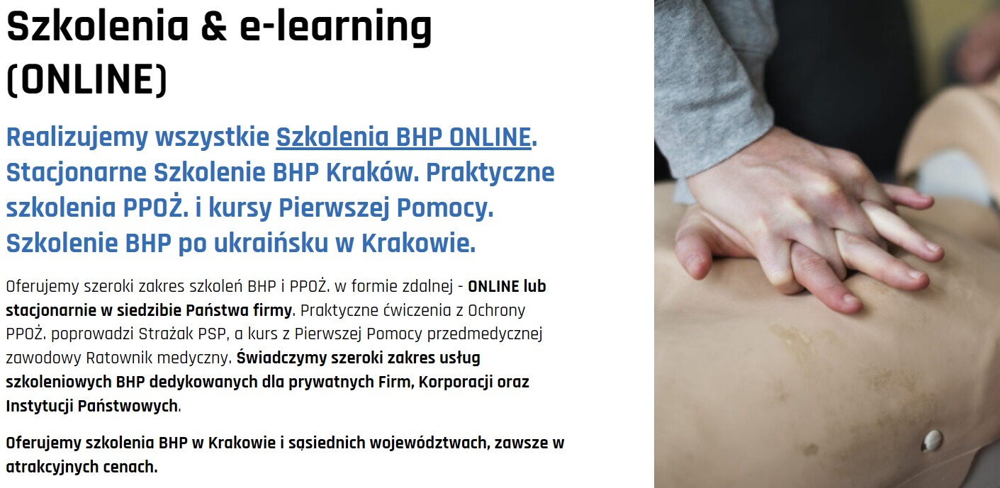 Instruktor demonstruje resuscytację krążeniowo-oddechową na manekinie podczas kursu pierwszej pomocy w Krakowie. Dłonie splecione, naciskają na klatkę piersiową manekina.