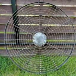 Siatka ochronna do wirnika opryskiwaczy Wymiary 72 cm cena 120zł Wymiary 90cm czena150zł