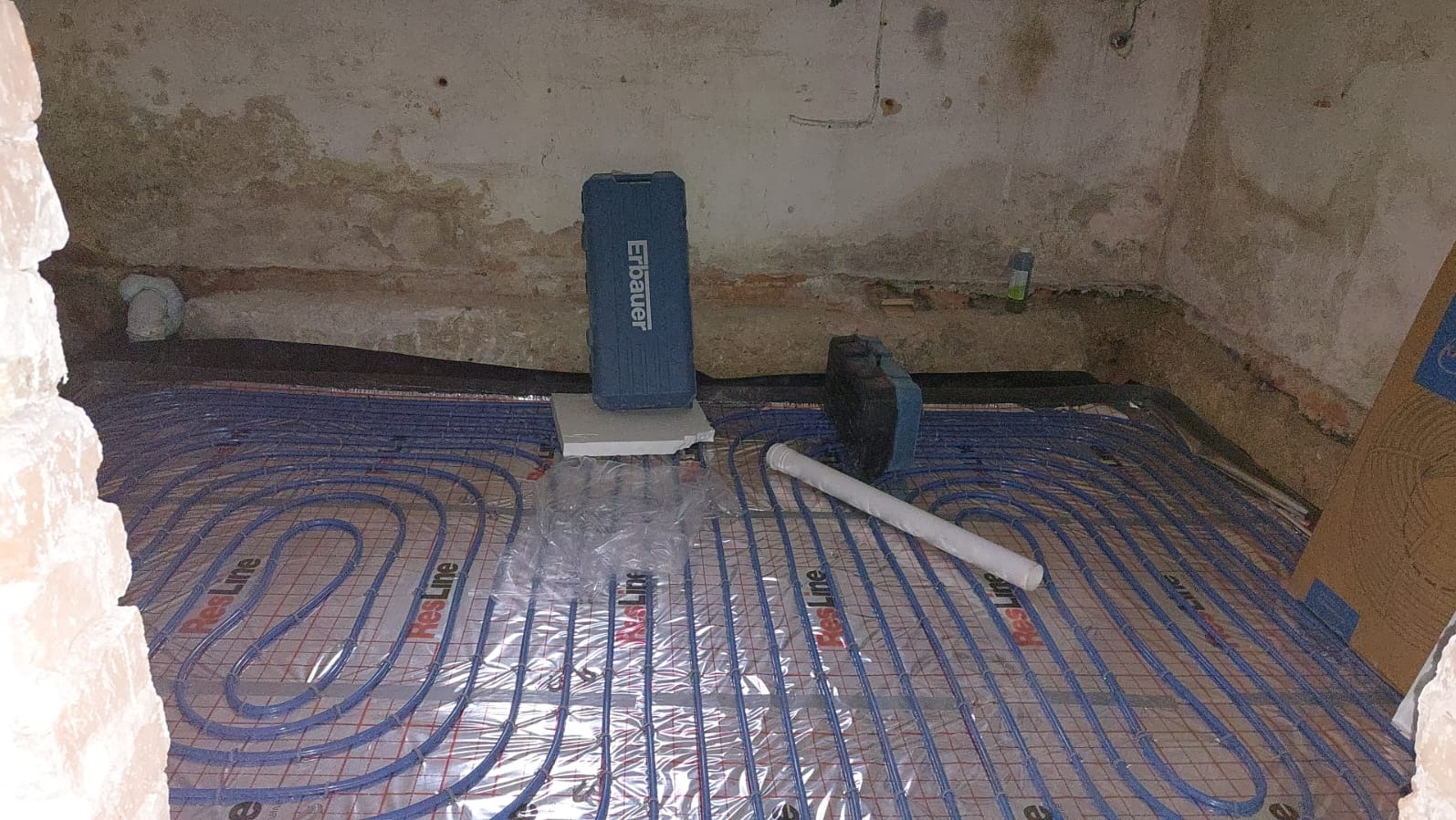 Ogrzewanie podłogowe położone w starym budownictwie