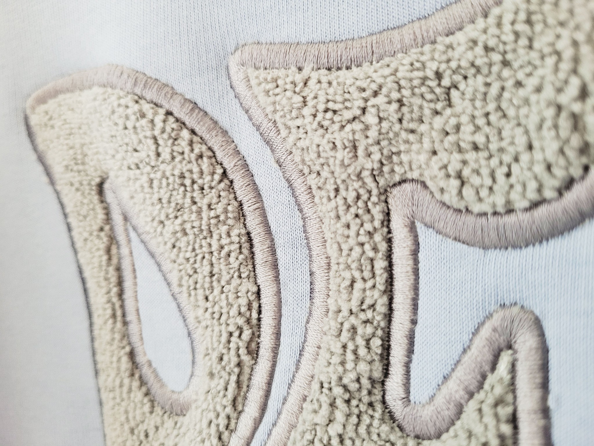 Imitacja haftu chenille