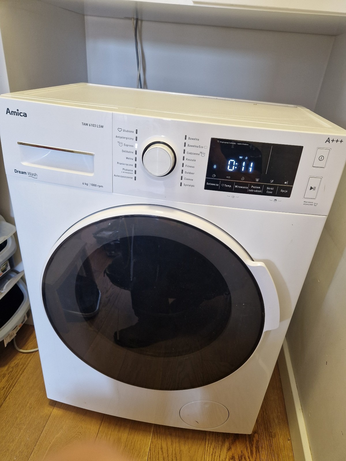 Naprawa pralek wszystkich producentów, w tym przypadku pralki firmy Amica.