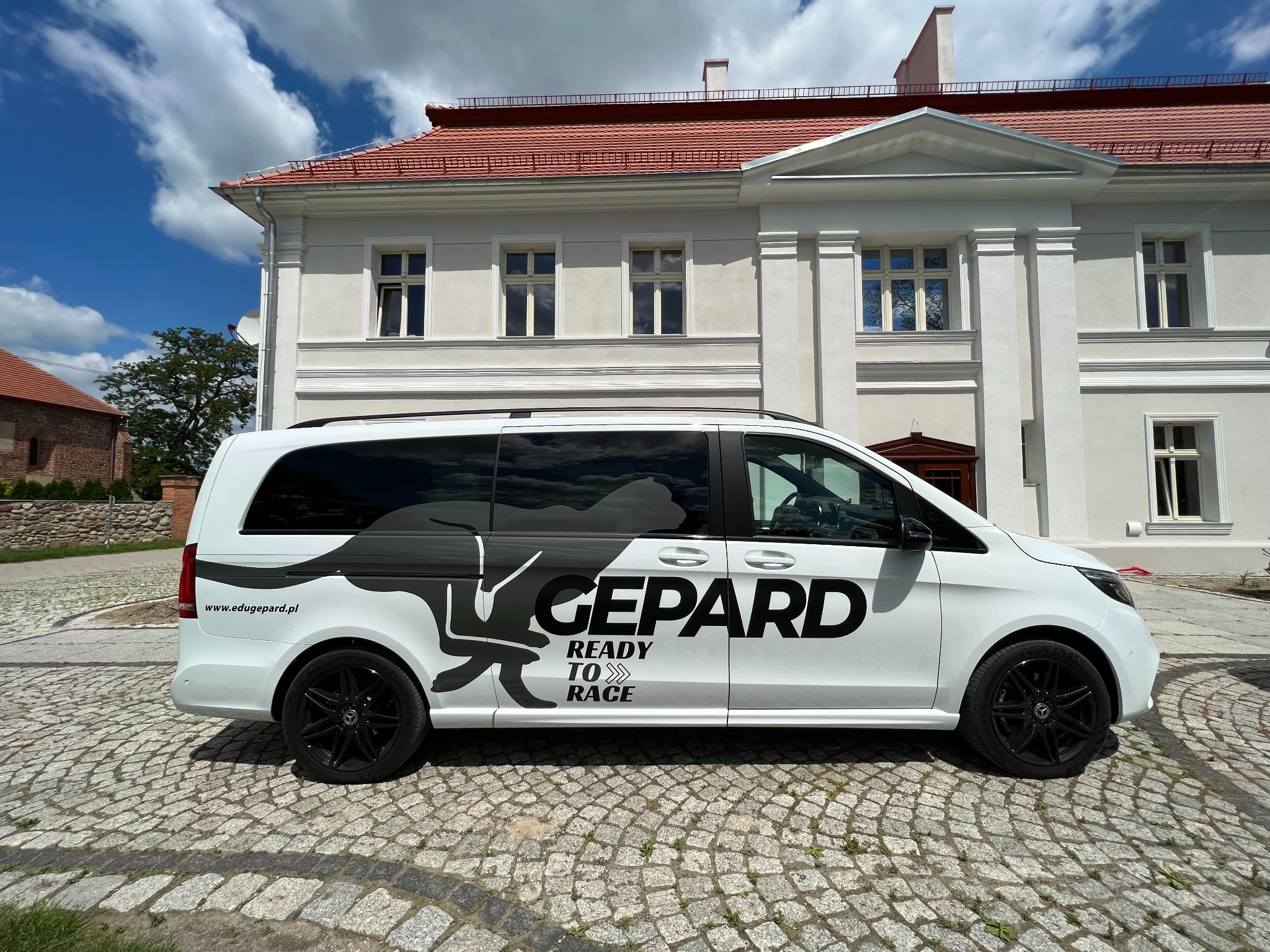 Nowy mercedes V- classe dołączył do stada Gepardów