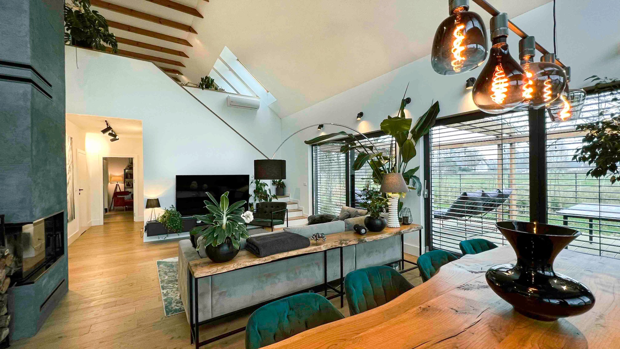 Dom jednorodzinny - sesja wnętrz i stylizacja - Strefa Dobrych Nieruchomości