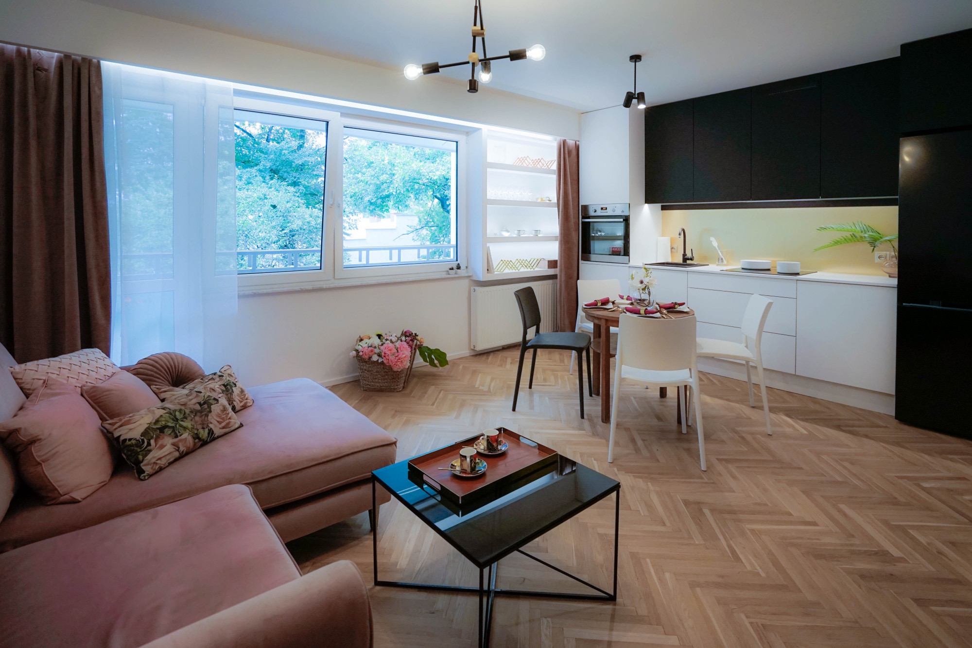 Mieszkanie w wielkiej płycie, stylizacja wnętrz i fotografia wykonana przez Strefa Dobrych Nieruchomości