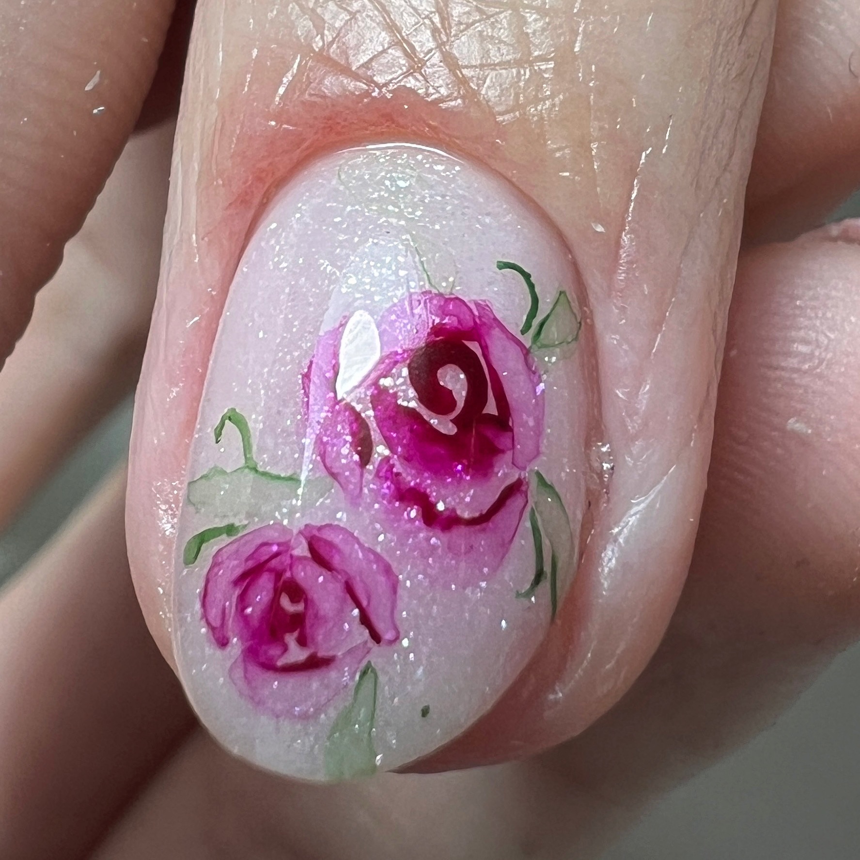 Ręcznie malowana akwarela, wzmocnienie naturalnej płytki żelem + hybryda i zdobienie - 120 zł