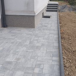 Układanie kostki brukowej Wielopole 1