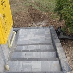 Układanie kostki brukowej Wielopole 3