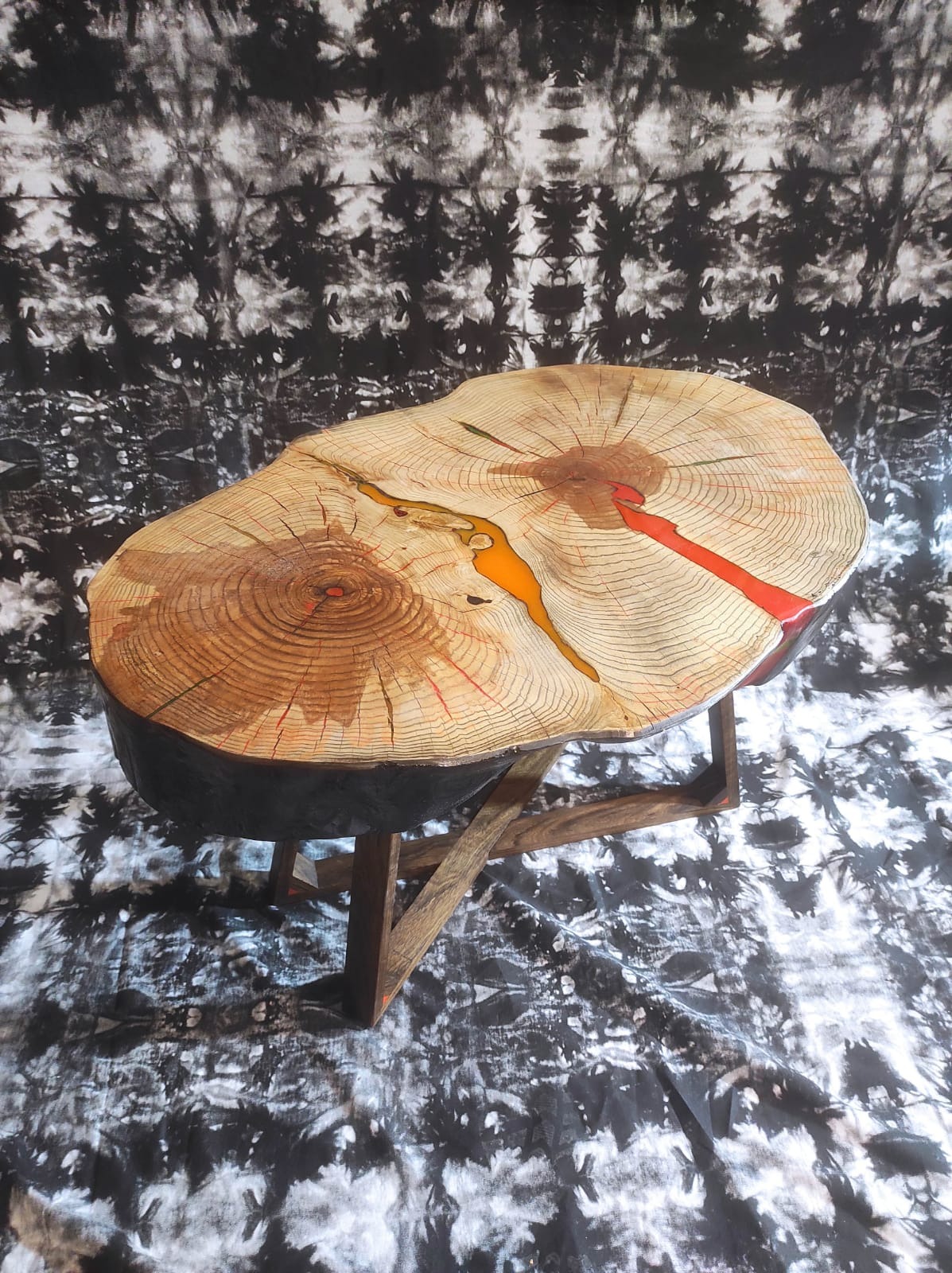 Stolik kawowy - plaster klonu + żywica epoksydowa + nogi z drewna amazaque