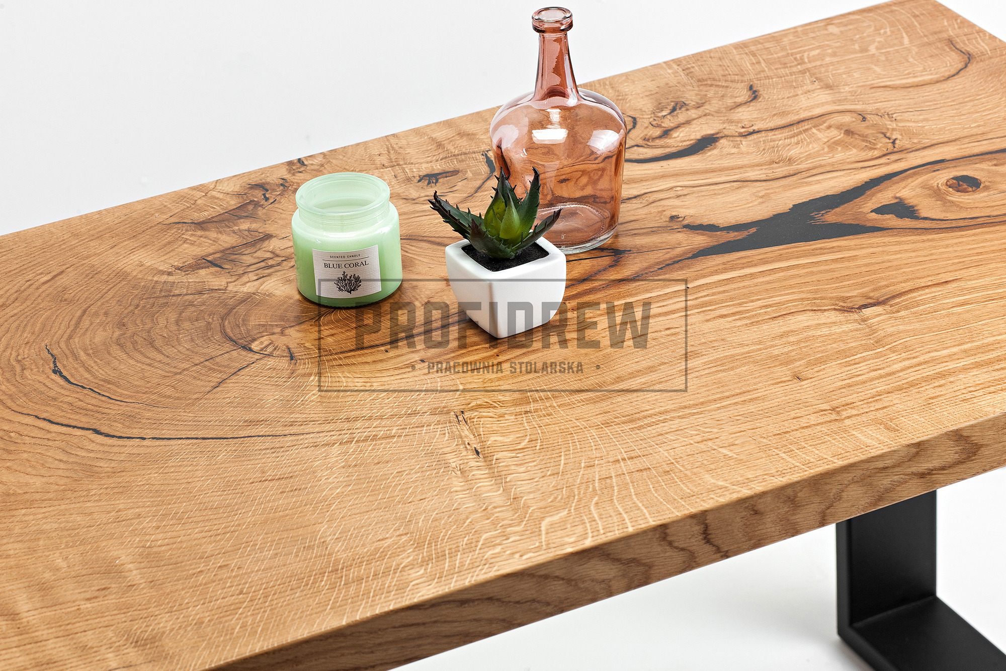 Ławy i stoliki kawowe z monolitami dębowymi. Profidrew.