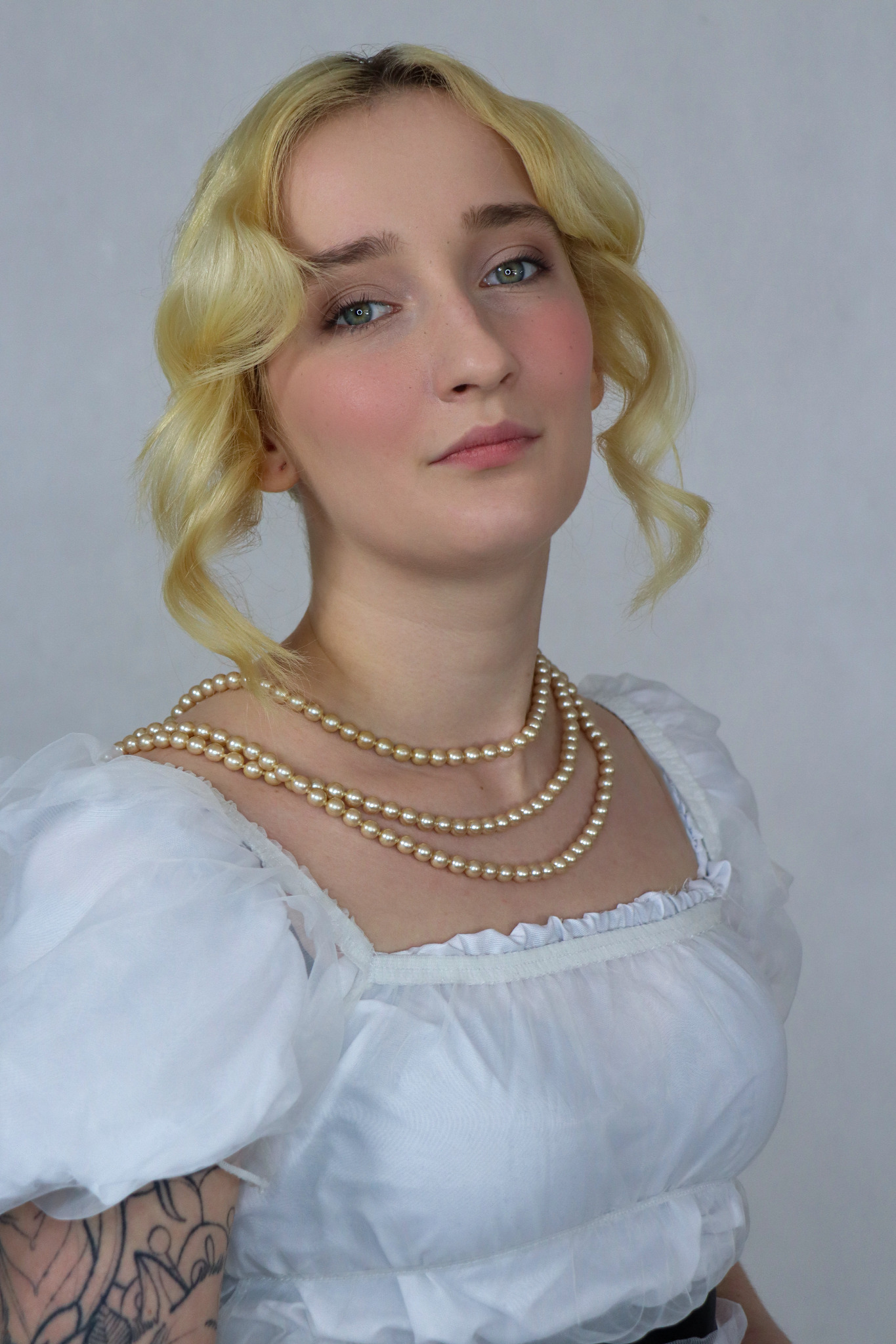 Makijaż historyczny: empir