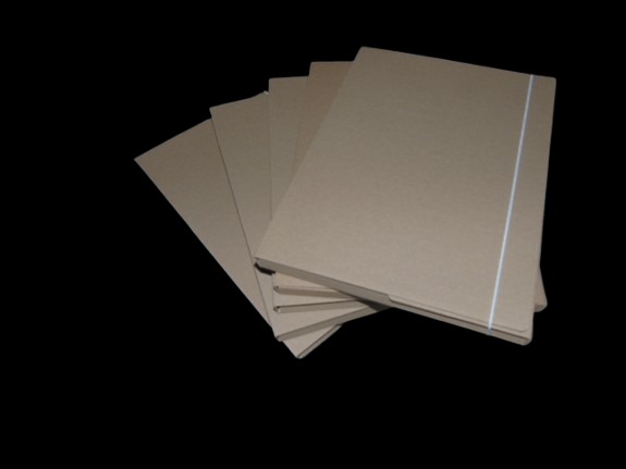 Teczki A4 z mocnej tektury