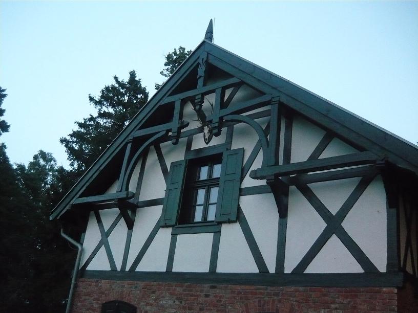 Podbitki dachowe z drewna