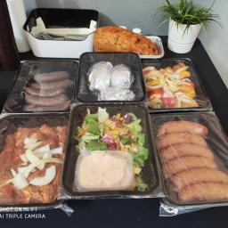 catering grillowy - kuchnia Pałacu przygotowuje smaczne posiłki według indywidualnych zamówień