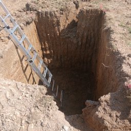 Grzegorz Kozieł - Murowanie ścian Gorlice