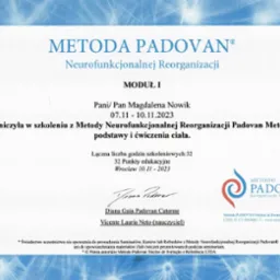 Certyfikat ukończenia szkolenia z Metody Neurofunkcjonalnej Reorganizacji Padovan dla Magdaleny Nowik, z datami 07.11-10.11.2023, podpisany przez Diana Gaia Padovan Catenne i Vicente Lauria Neto.