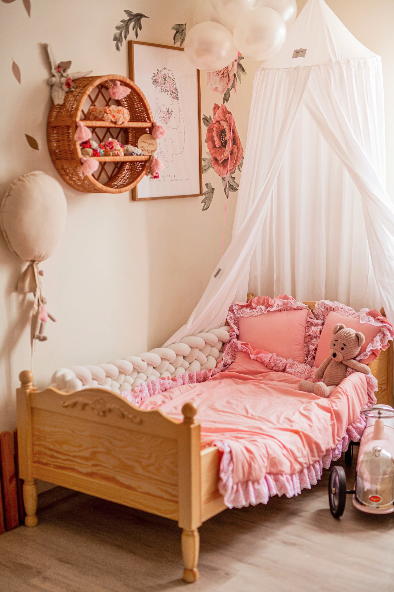 Pościele oraz poduszki ozdobne