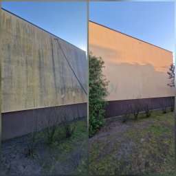 Mar Clean - Zdjęcie elewacji budynku w układzie 'przed i po' myciu. Po lewej brudna, po prawej czysta. Widoczne krzewy i trawnik.