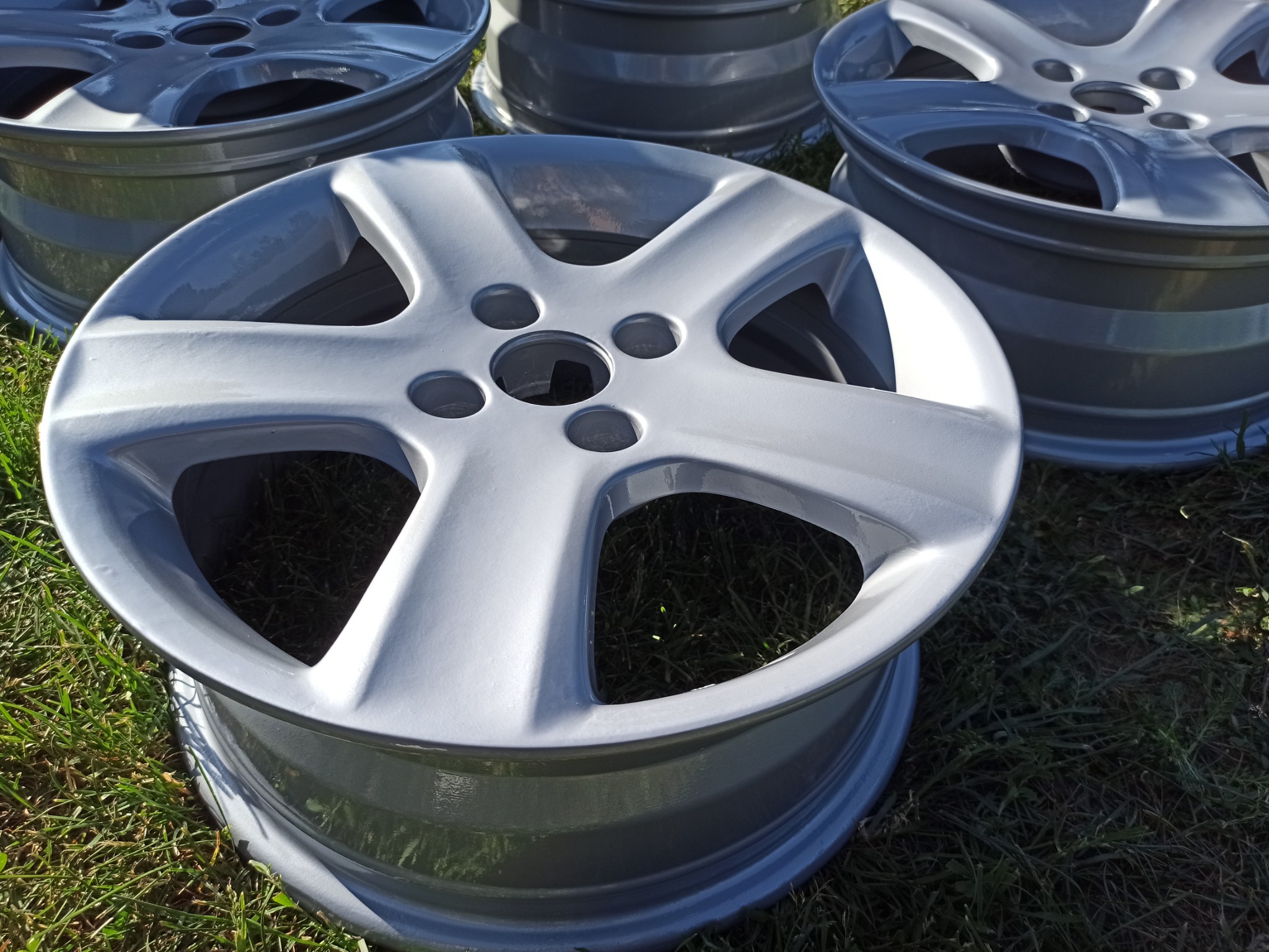 Felgi wypiaskowane i pomalowane proszkowo