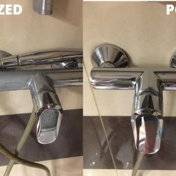 Oliwia Karnowska - Kran prysznicowy w Bydgoszczy: porównanie stanu przed i po czyszczeniu, widoczne osady usunięte, przywrócony połysk chromu.