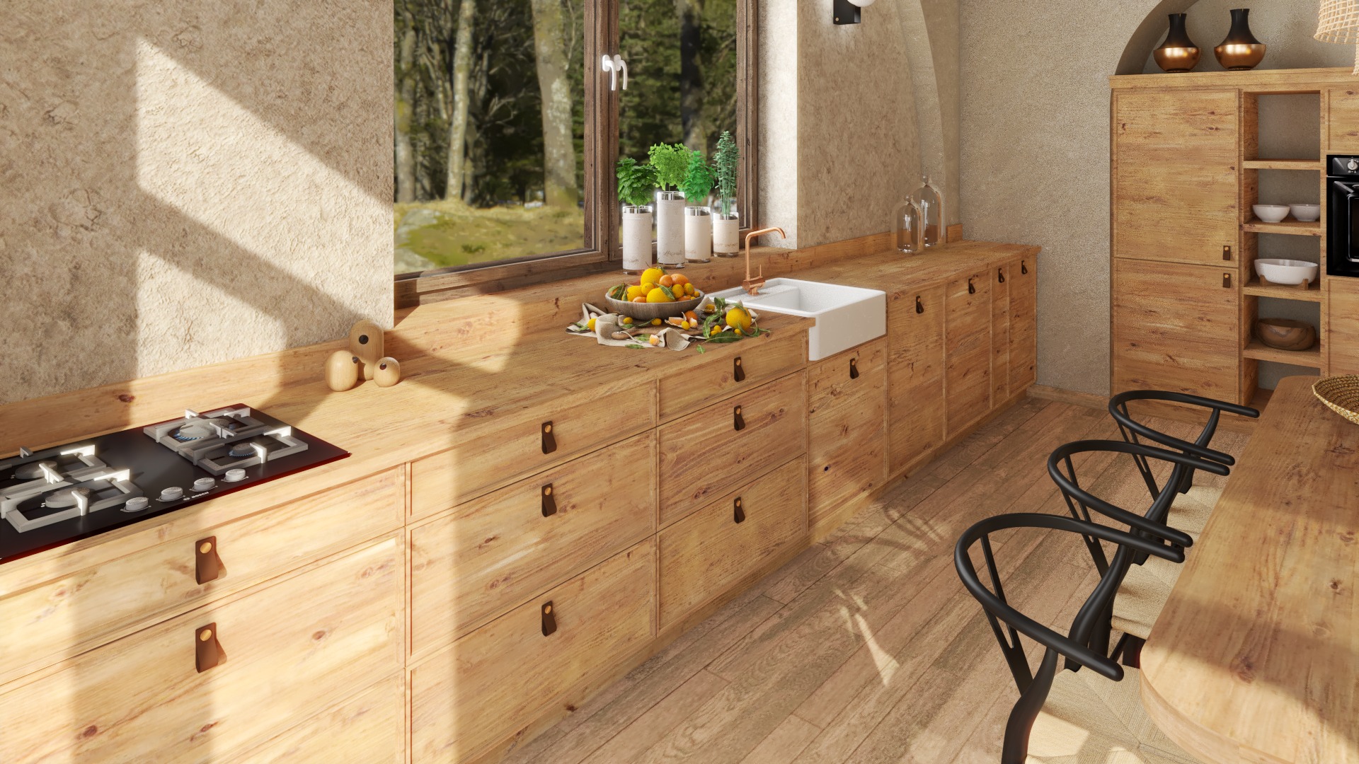 Jasna, drewniana kuchnia z widokiem na las za oknem, wyposażona w drewniane blaty, zabudowę kuchenną i wyspę z czarnymi krzesłami.