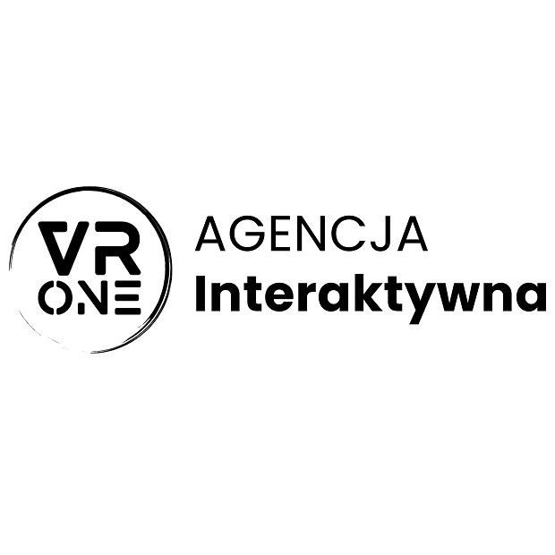 Logo agencji interaktywnej VR One, czarny napis na białym tle, okrągły znak graficzny po lewej stronie.
