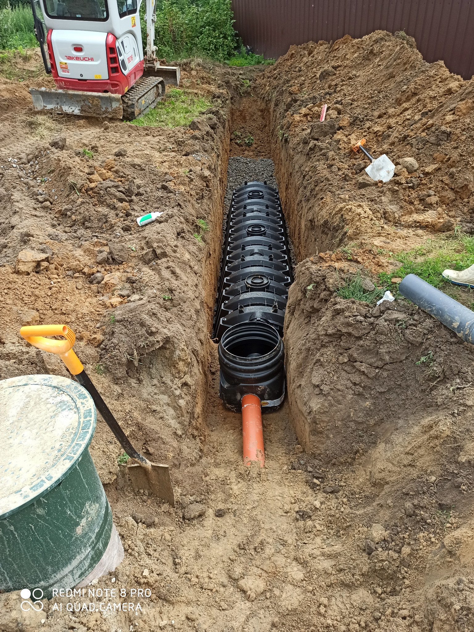 Montaż tuneli przydomowej oczyszczalni ścieków