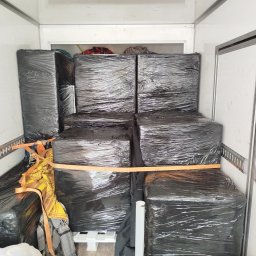 Przeprowadzki Zelów 1