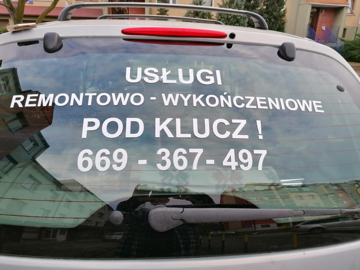 Naklejki reklamowe na auta