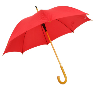 Czerwony parasol z drewnianą rączką i trzonem, na białym tle.