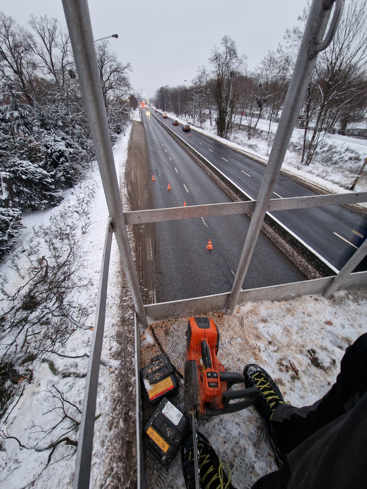 Czy słońce czy śnieg.... pracy się nie boimy.