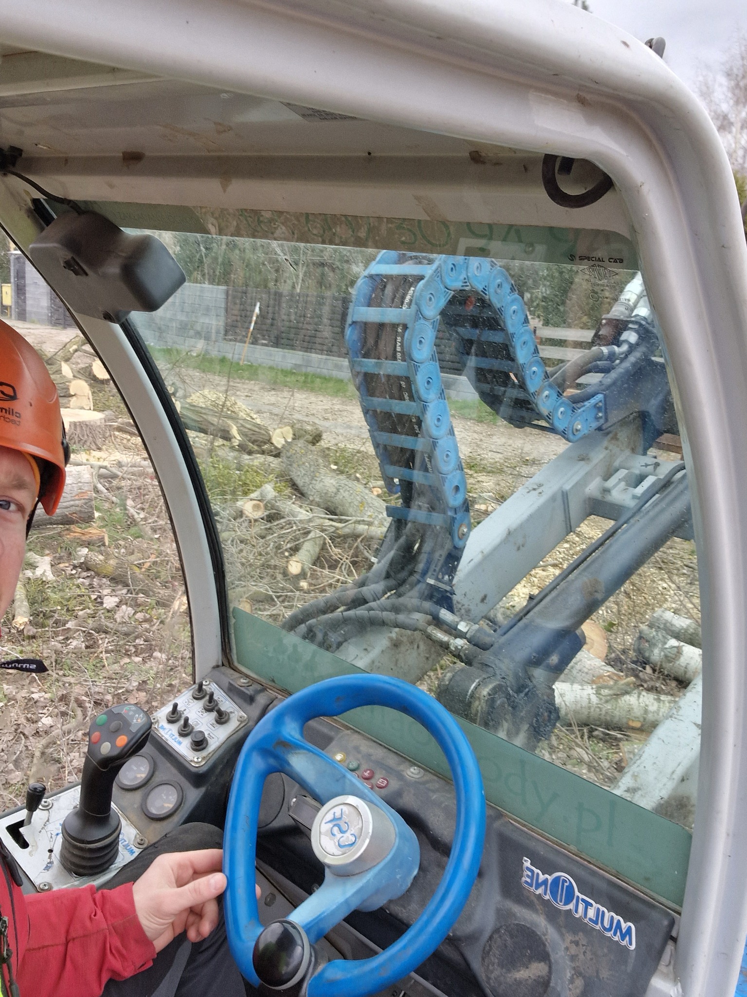 Czasem potrzebny jest cięższy sprzęt.