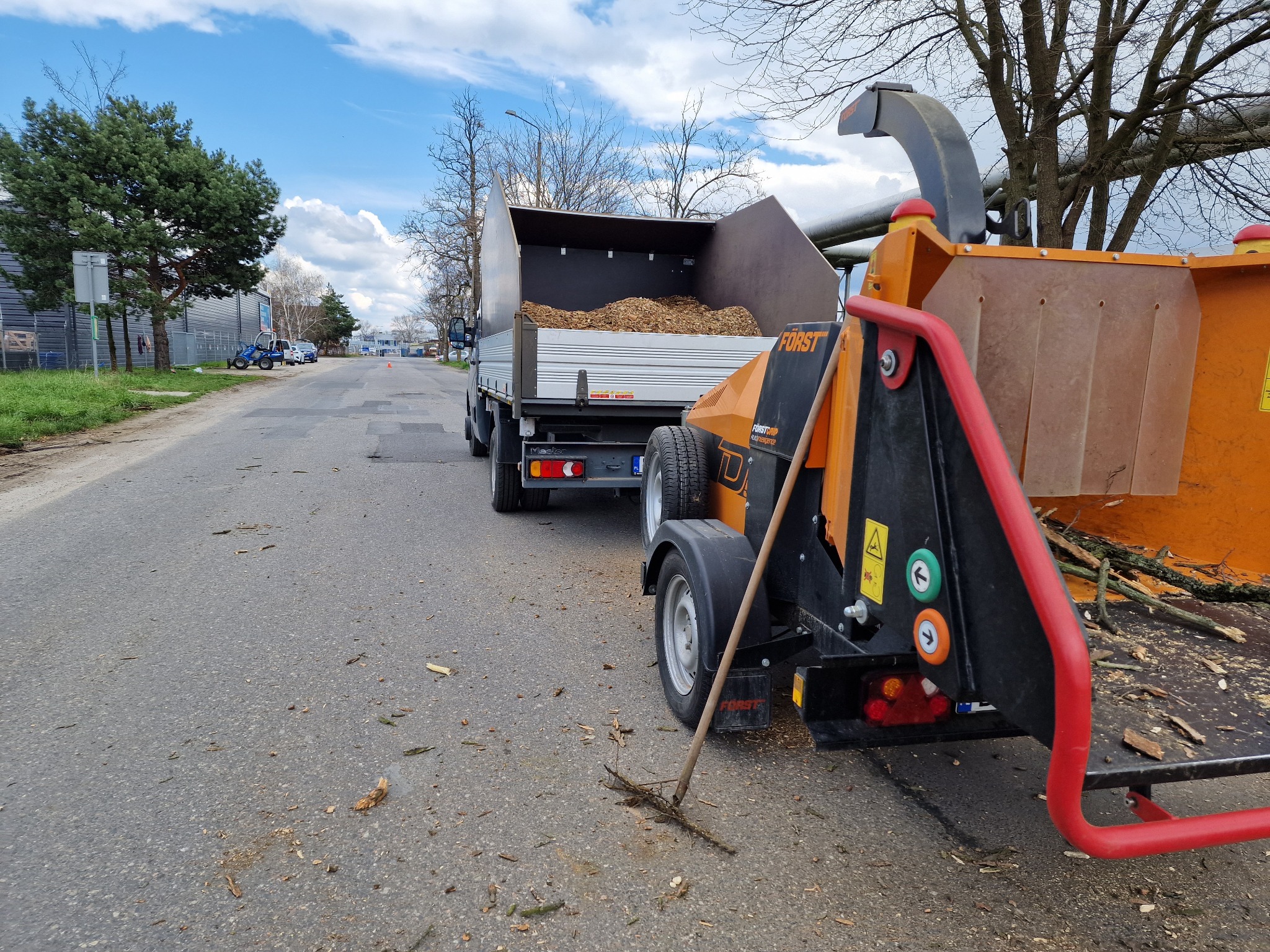 Z profesjonalnym sprzętem prace idą szybko i pewnie!