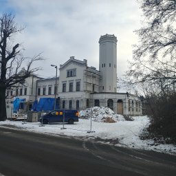 Tynki renowacyjne dworzec PKP Głubczyce 