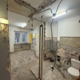 Rem-Ekspert Oleh Yefremov - Demontaż ścian