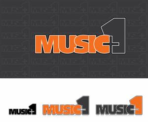 Projekt logo MUSIC+1 w kolorze pomarańczowym i szarym na ciemnoszarym tle z powtarzającym się napisem MUSIC+, oraz trzy warianty kolorystyczne logo w dolnej części obrazu.
