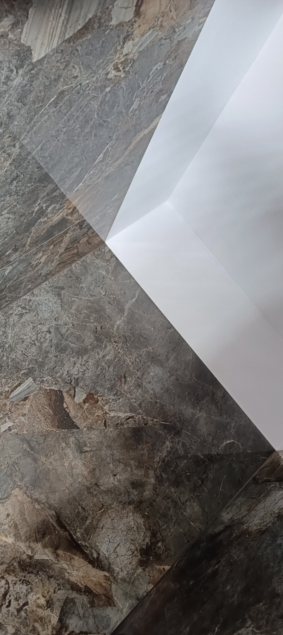 Oferuję układanie płytek