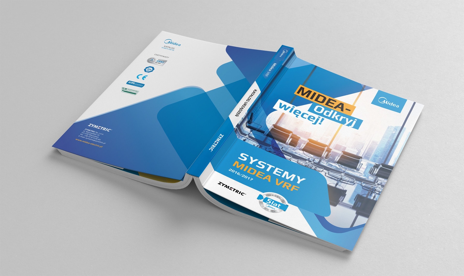 Otwarty katalog produktowy Midea VRF na białym tle, prezentujący systemy klimatyzacji z pięcioletnią gwarancją, widoczne logo Midea i Zymetric oraz certyfikaty.