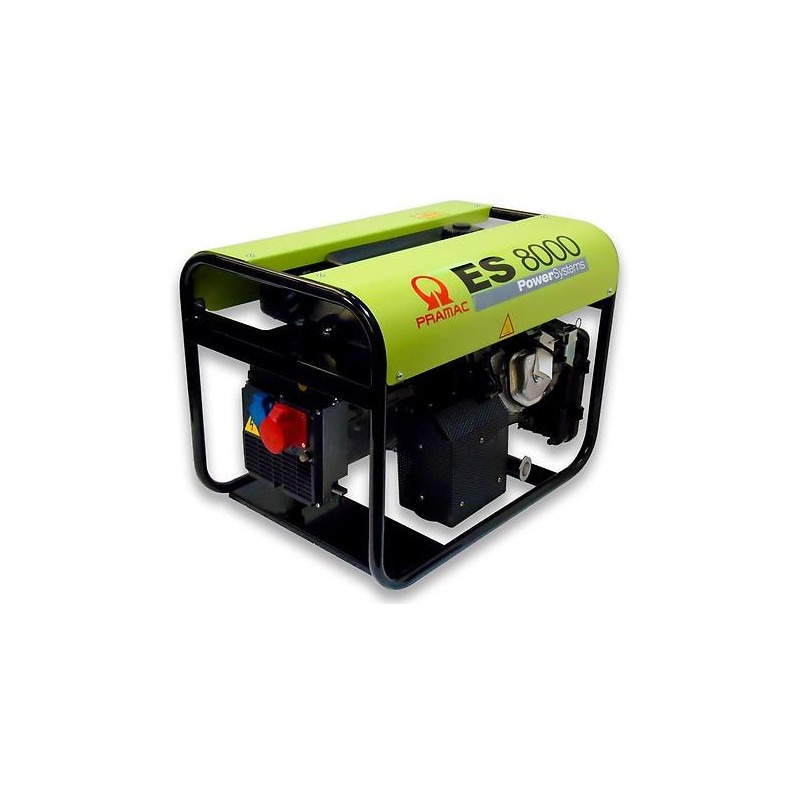 Zielono-czarny agregat prądotwórczy Pramac ES 8000 PowerSystems na białym tle, widoczne gniazda i obudowa silnika.