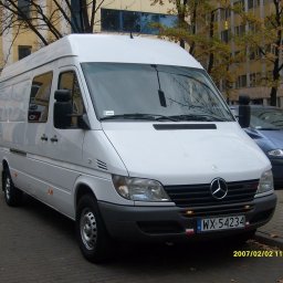 To nasz 3 pojazd którym zaczynaliśmy przygodę z transportem:) teraz to juz staruszek