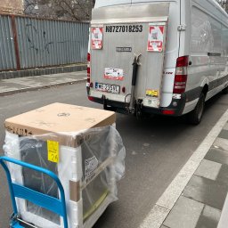 Transport AGD na terenie Warszawy, przygotowany do załadunku