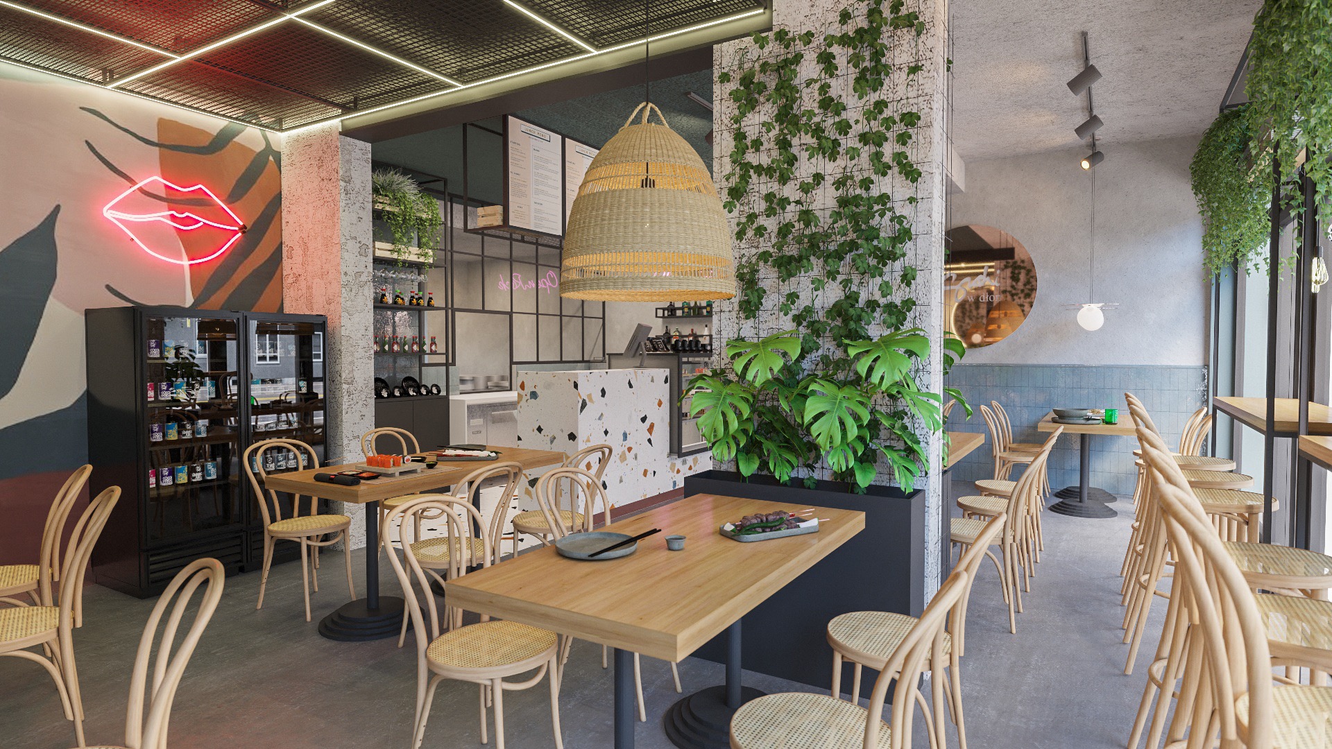 Wnętrze restauracji z jasnymi drewnianymi stołami i krzesłami z rattanu, neon w kształcie ust na ścianie, rośliny pnące się po ścianach i wisząca lampa z wikliny.