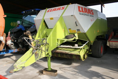 Traktory, prasy i inne