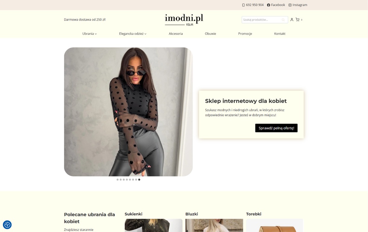 Strona internetowa sklepu odzieżowego imodni.pl z modelką w bluzce w kropki i legginsach. Widoczny fragment oferty i dane kontaktowe. Kremowe tło.